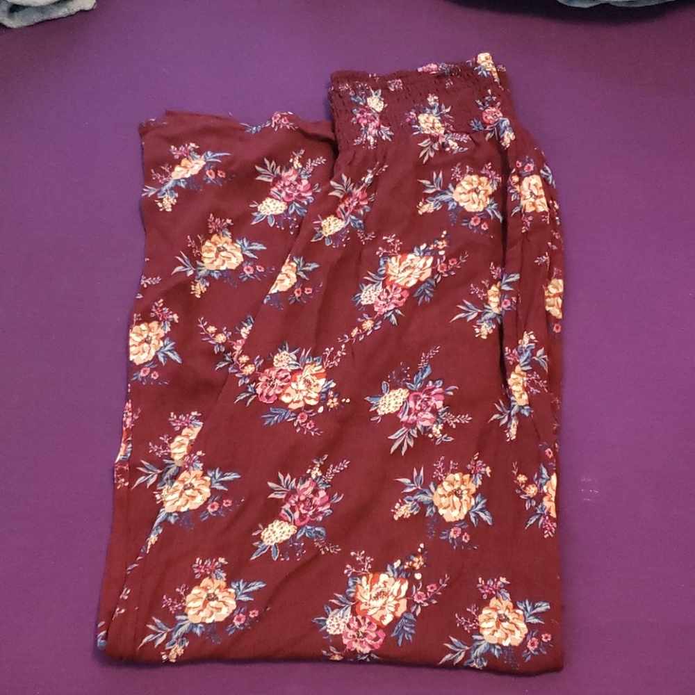 NWOT Flower Print Bohemian Pants Wide Leg